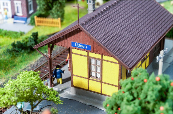 Faller 110137 H0 Uderns Railway Station, Ep III
