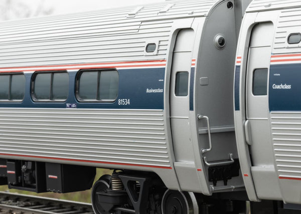 LGB L20493 20493 srbu G Trainset With Diesel Loco Class P42 And 5 Passenger Coaches, With DCC/Sound/Lights, Ep VI Amtrak USA +++ For pick up at shop only +++