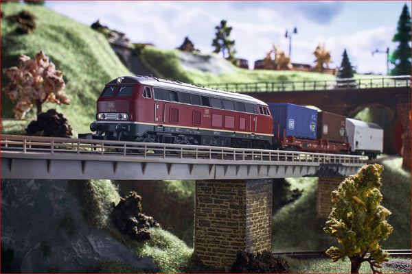 Minitrrix T11146 11146 N Startset Freight Train With Class 216 Diesel Engine, 2 Freight Cars, 900x470 mm, 35”x19“, Ep IV DB