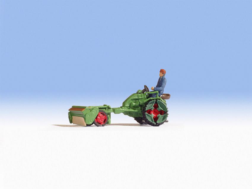 Noch 16757 H0 Fendt Tool Carrier With Seed Spreader